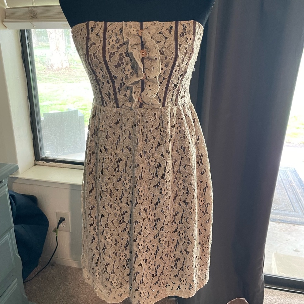 Rachael & Chloe Cream Lace Strapless Dress